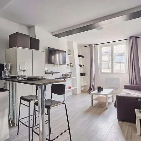 Nice Studio Beaubourg Le Marais 6 Apartment *