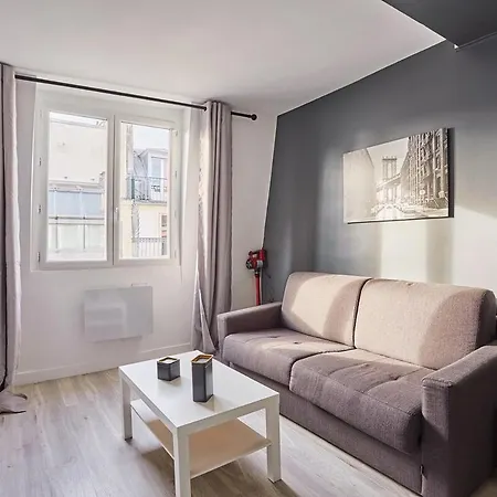 Beaubourg Le Marais 6 *
